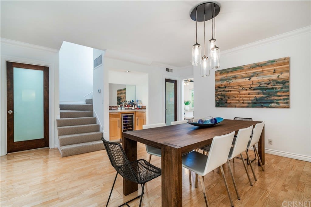 4832 Balboa Ave Unit B, Encino, CA