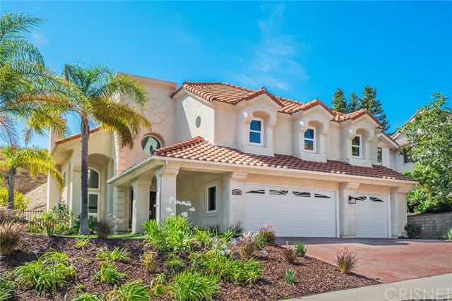 6105 Lake Lindero Dr, Agoura Hills, CA