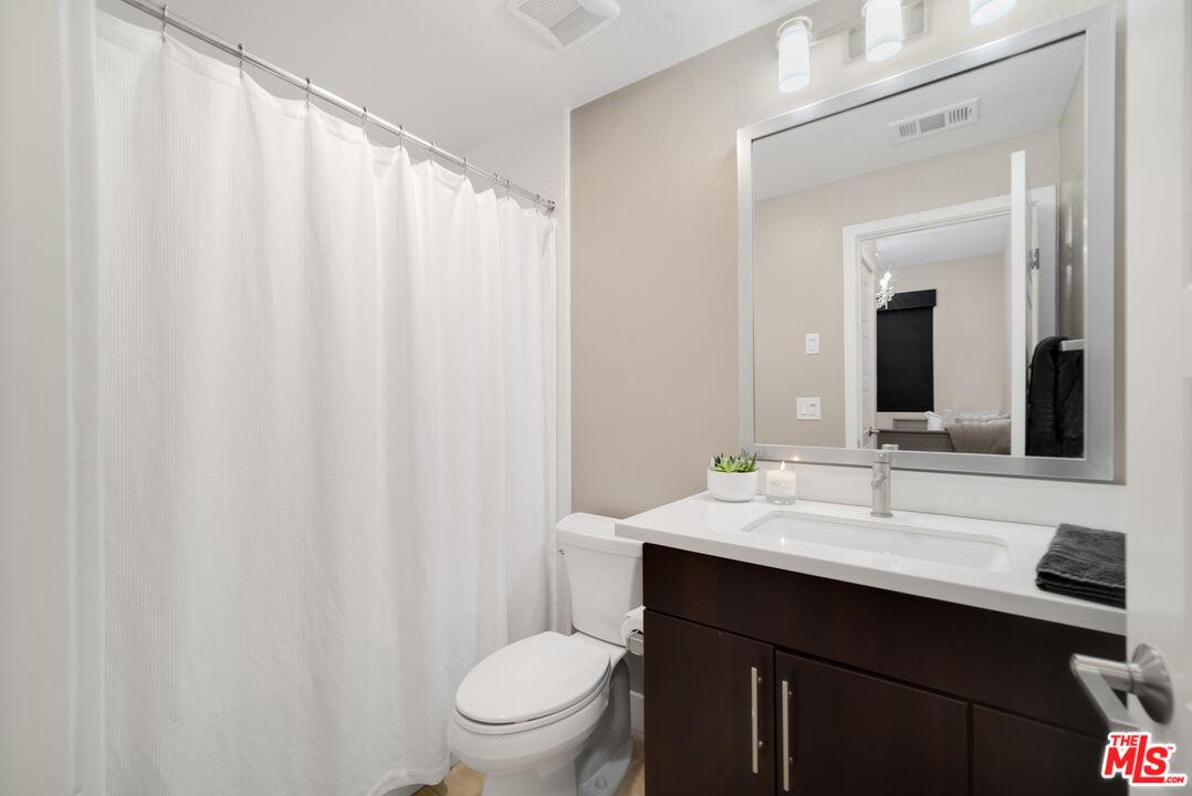 6750 Gill Way, photo 9